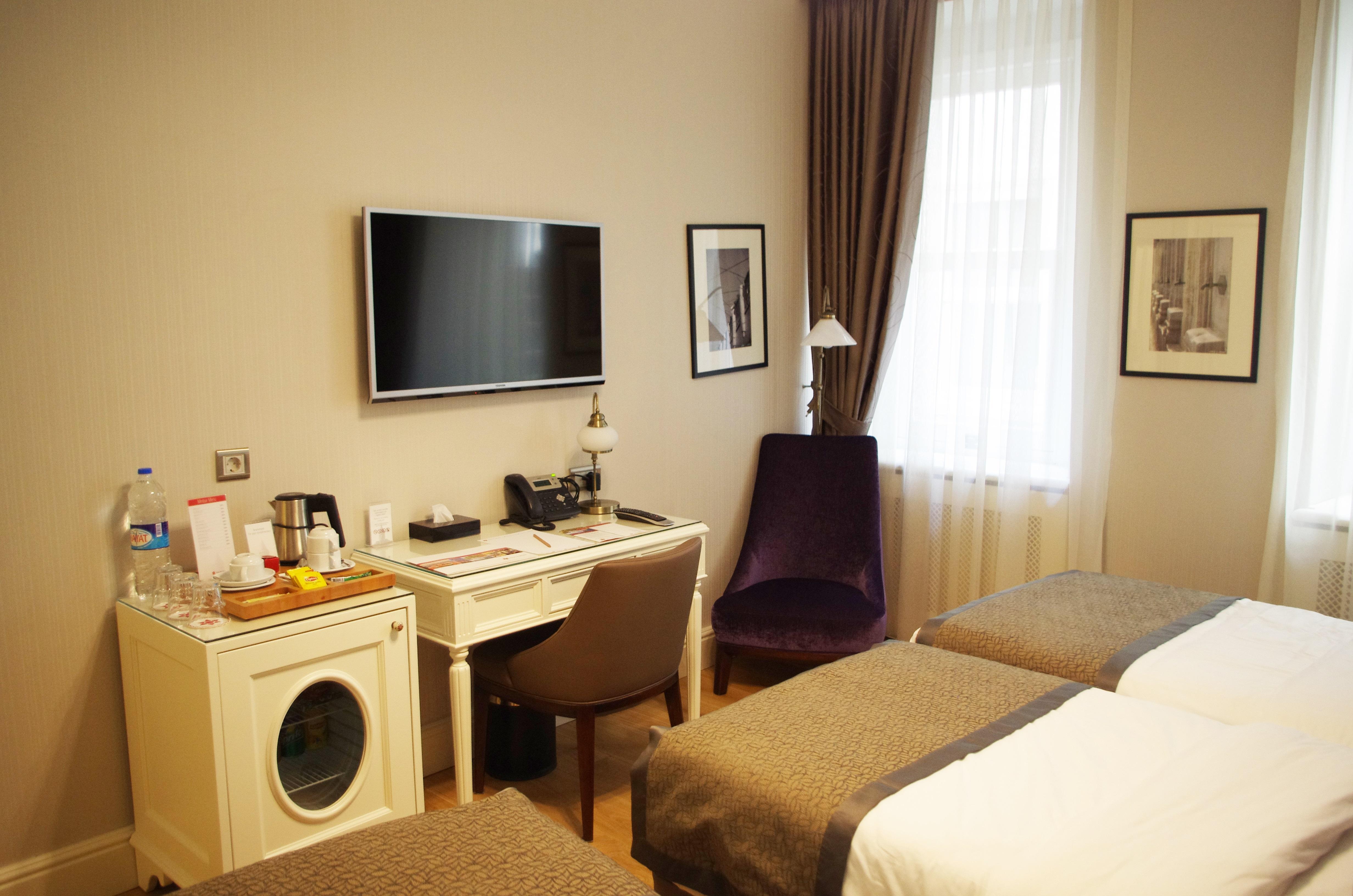 Отель Meroddi Galata Mansion 3*