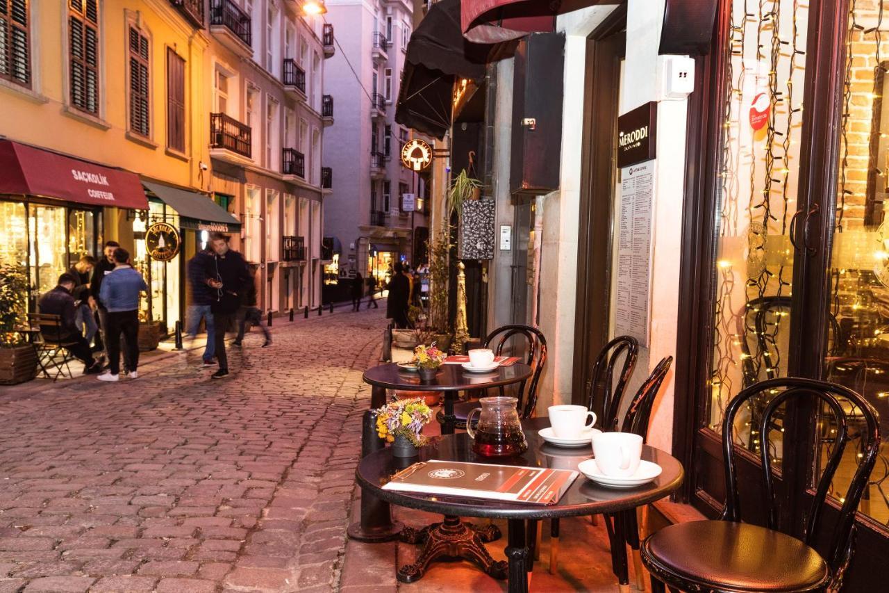 Отель Meroddi Galata Mansion 3*